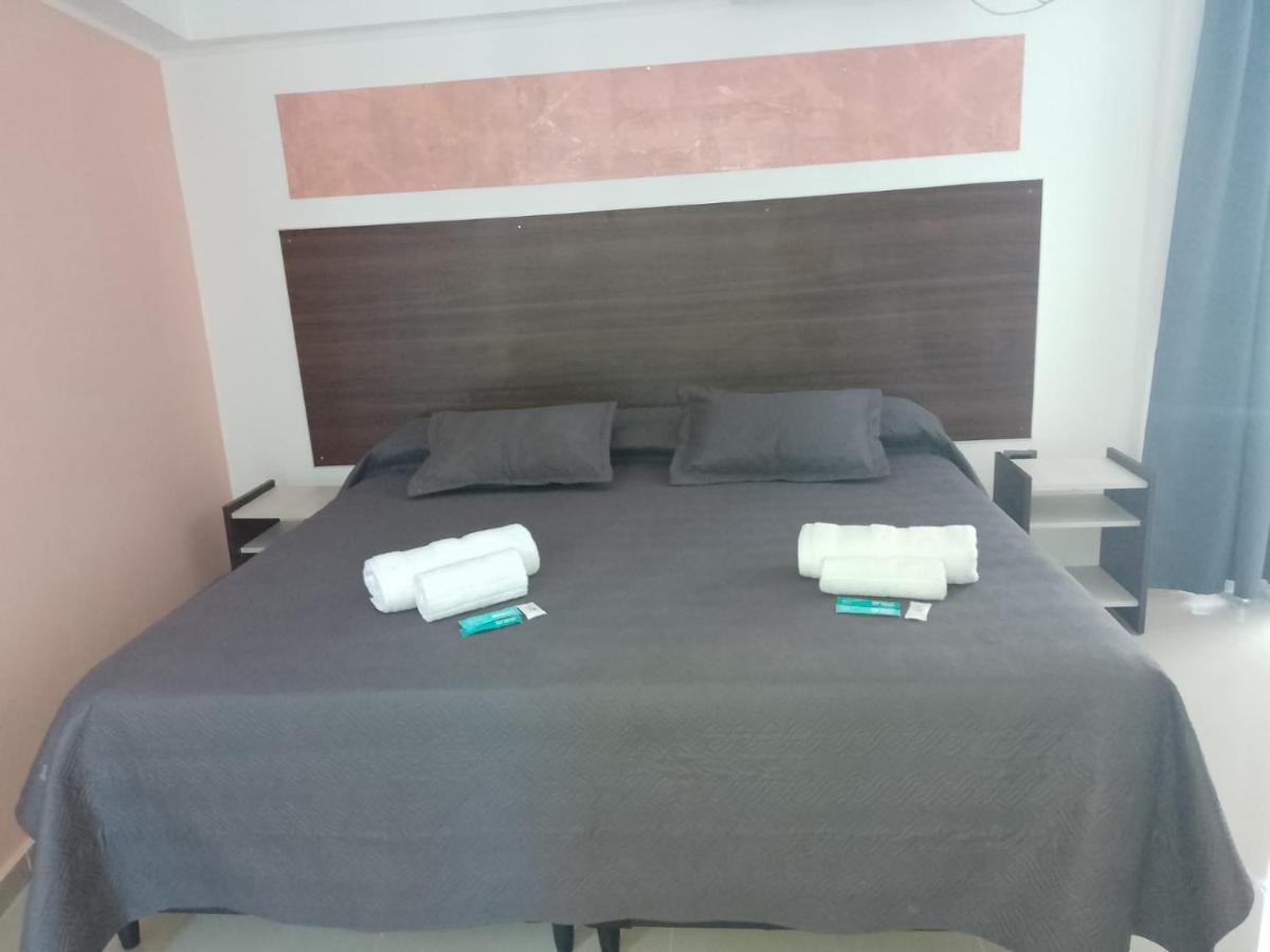 Golden Ross Hotel Вила Карлос Пас Екстериор снимка