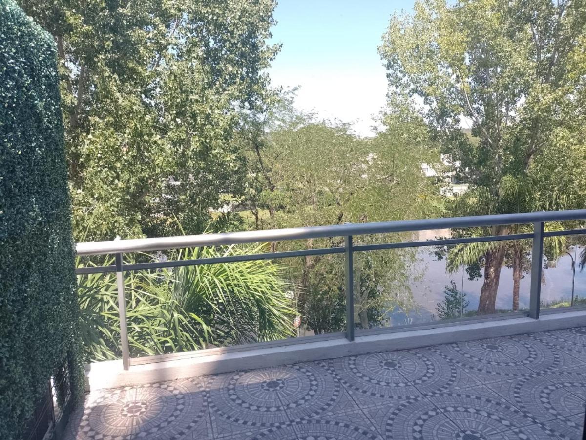 Golden Ross Hotel Вила Карлос Пас Екстериор снимка