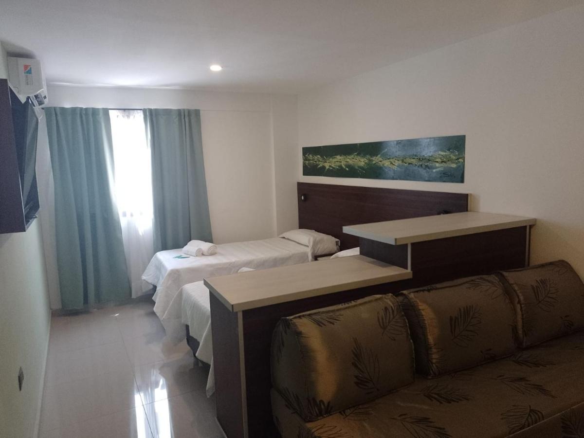 Golden Ross Hotel Вила Карлос Пас Екстериор снимка