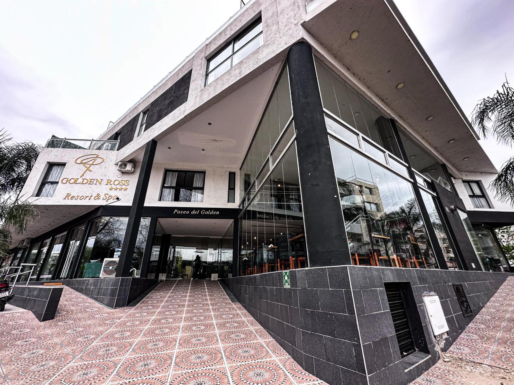 Golden Ross Hotel Вила Карлос Пас Екстериор снимка