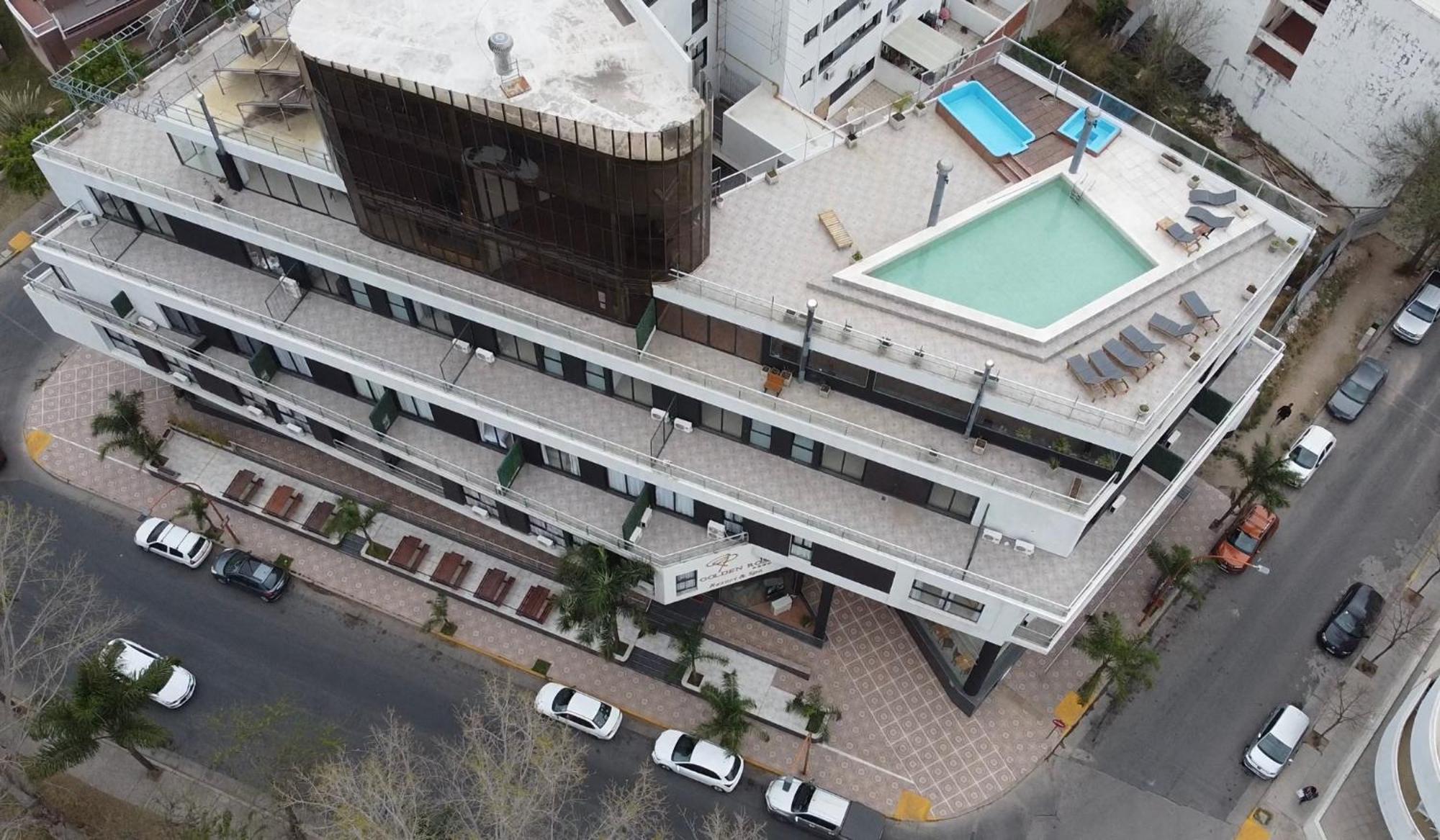 Golden Ross Hotel Вила Карлос Пас Екстериор снимка