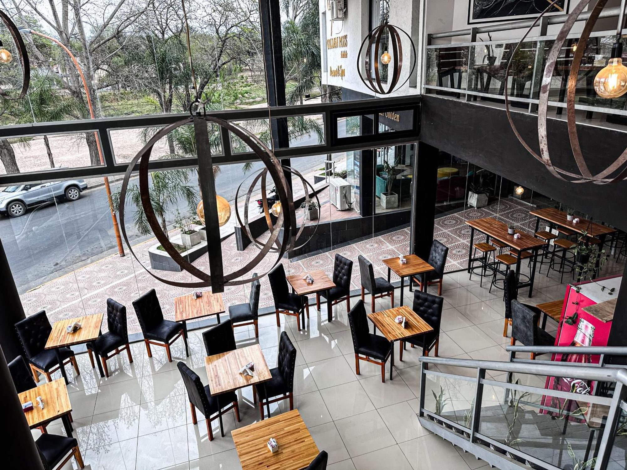 Golden Ross Hotel Вила Карлос Пас Екстериор снимка