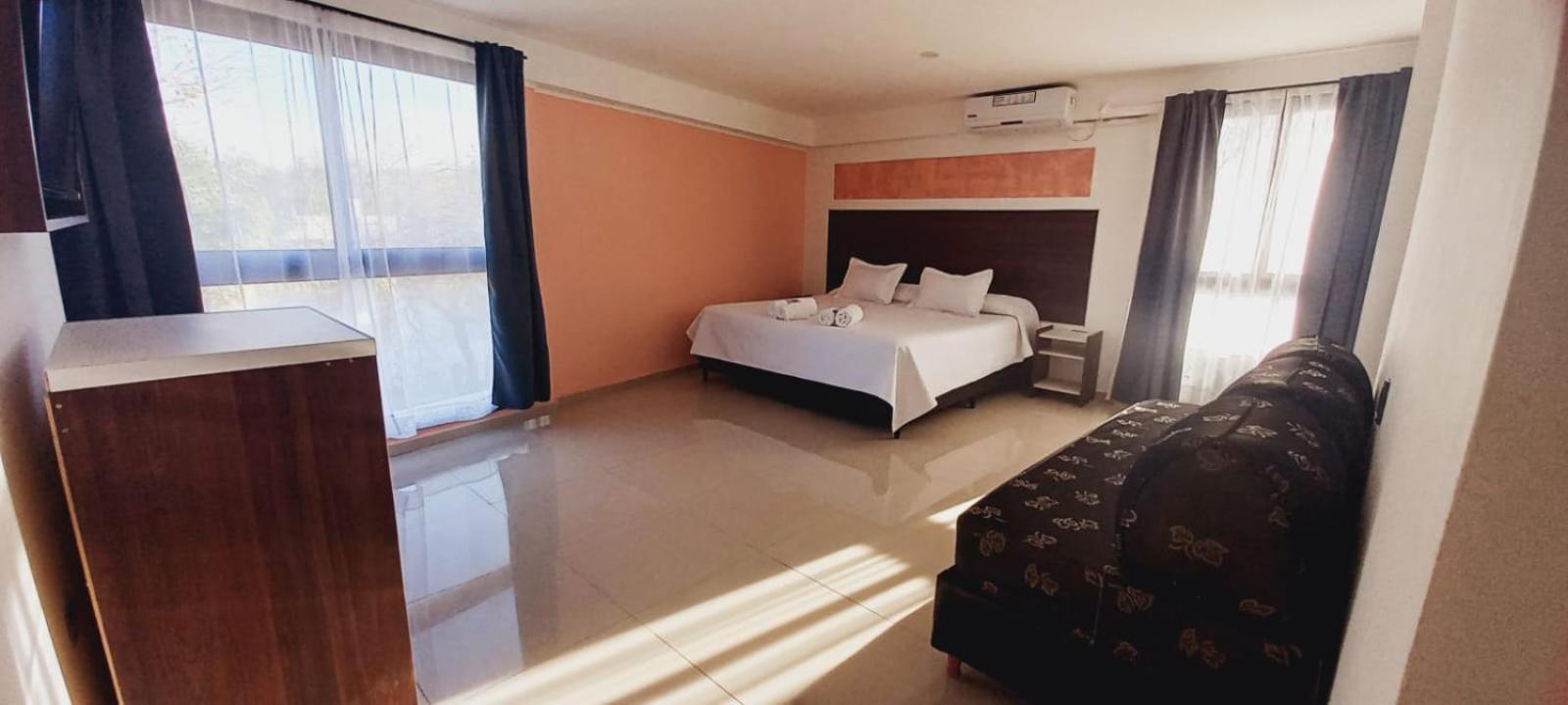 Golden Ross Hotel Вила Карлос Пас Екстериор снимка
